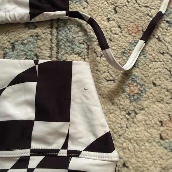 Beach Riot bikini set - Picture 6 of 6